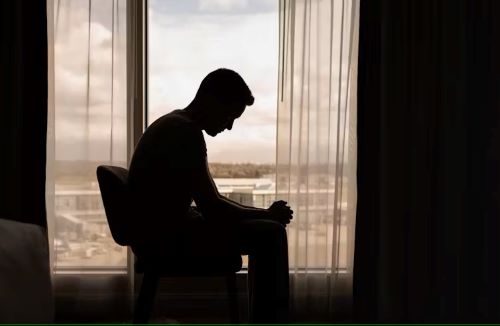 Qué es la homofobia interiorizada y cómo puede afectar a la salud mental